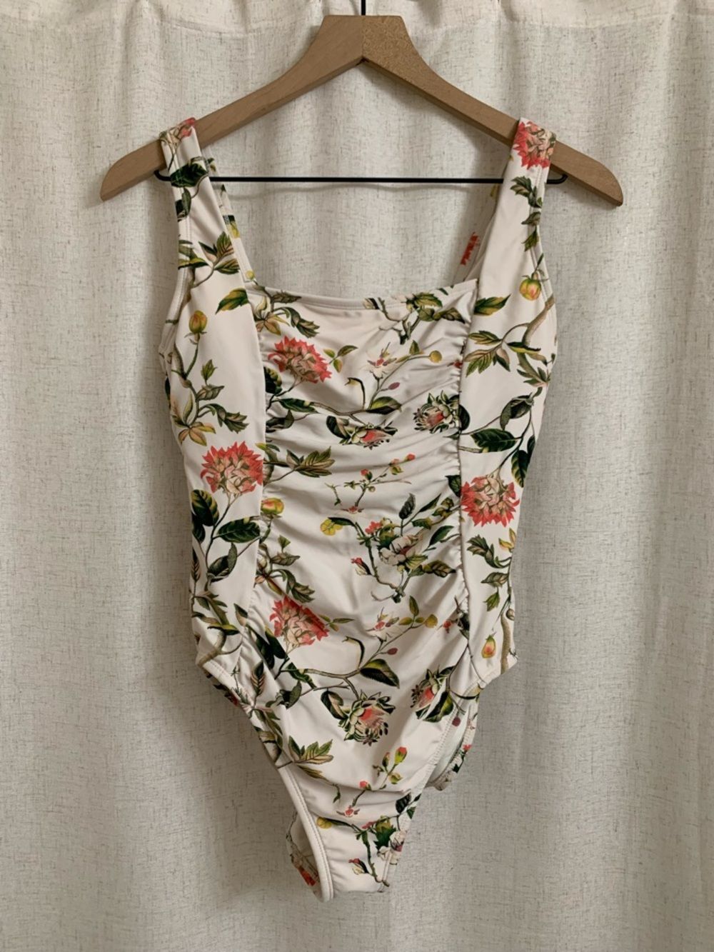 Shade and Shore Floral Ruched One-Piece Swimsuit in White Medium Tummy Control - Picture 3 of 10